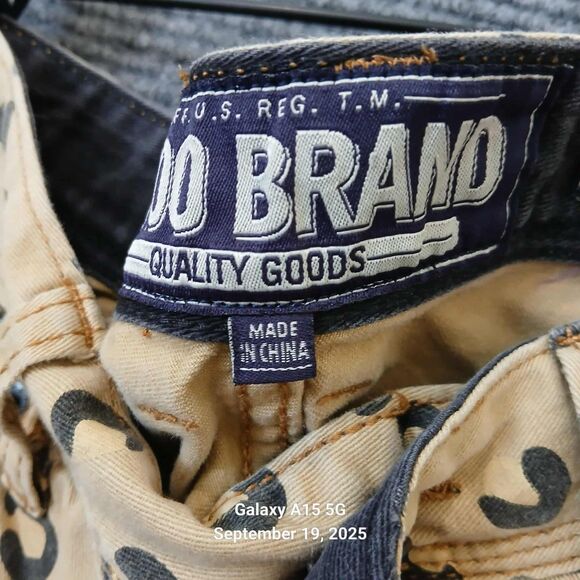 AKOO BRAND Shorts Leopard Cheetah Animal Print Size 34 Men's 100% Cotton Khaki - Picture 6 of 9